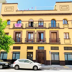 Un Espacio Diferente En Triana. Sevilla